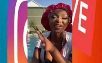 Big Boobs Western Cape Slay Queen Instagram Naughty Sexy Pool Play